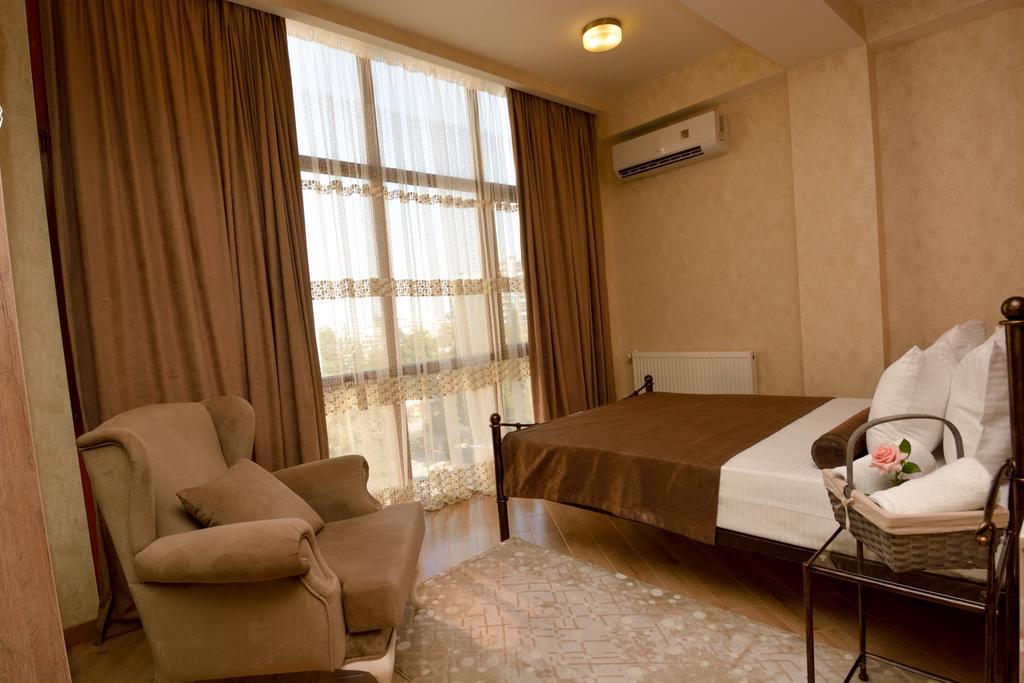 Dat Exx Apartments Tbilisi Buitenkant foto