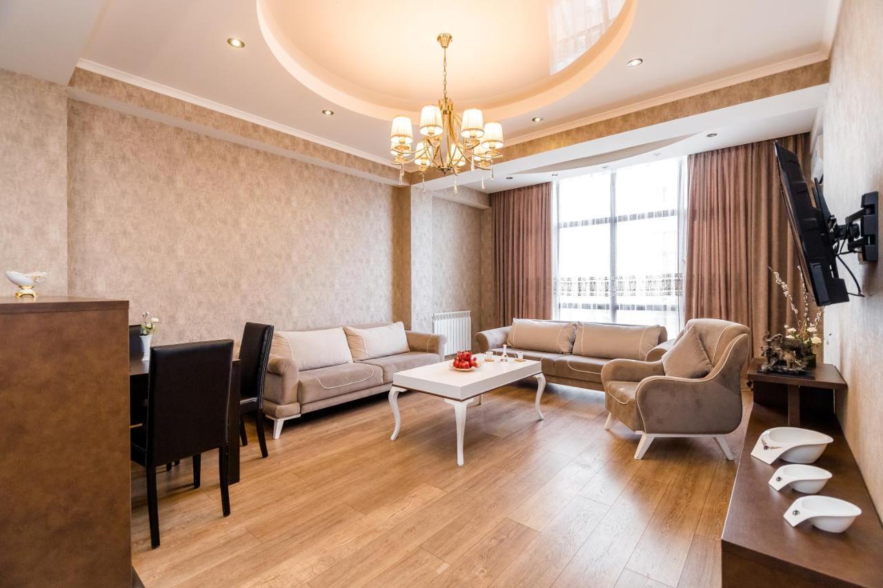 Dat Exx Apartments Tbilisi Buitenkant foto